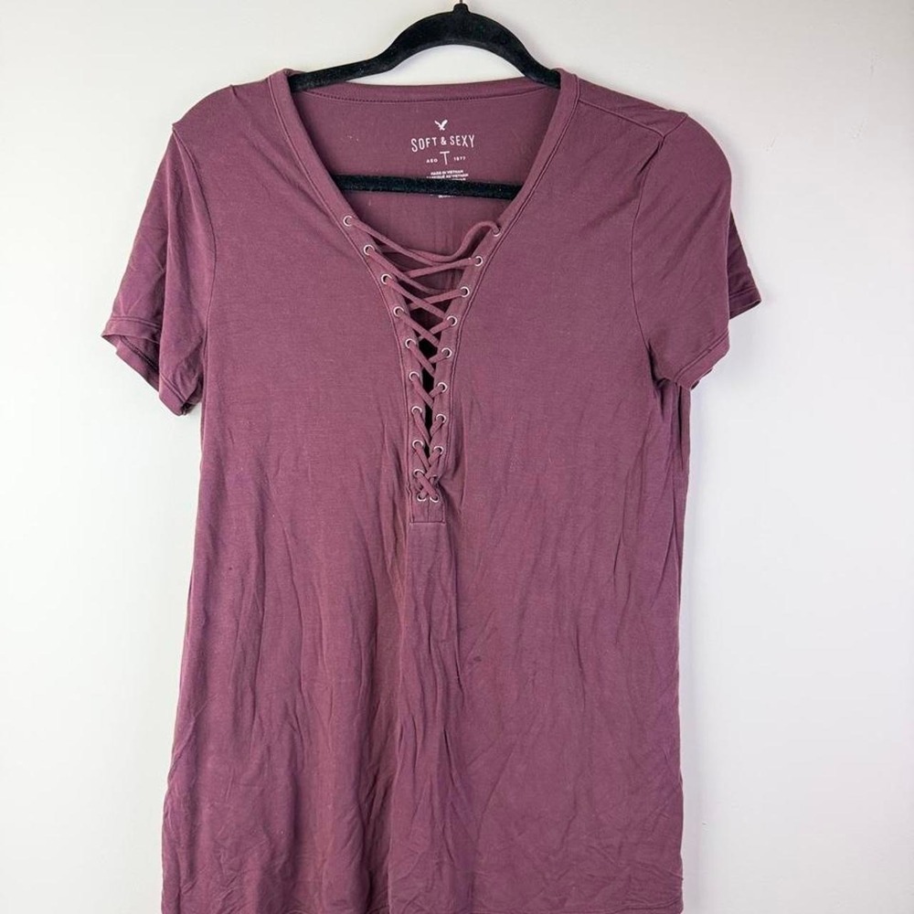American Eagle Outfitters Soft & Sexy Lace Up Tee in size M
